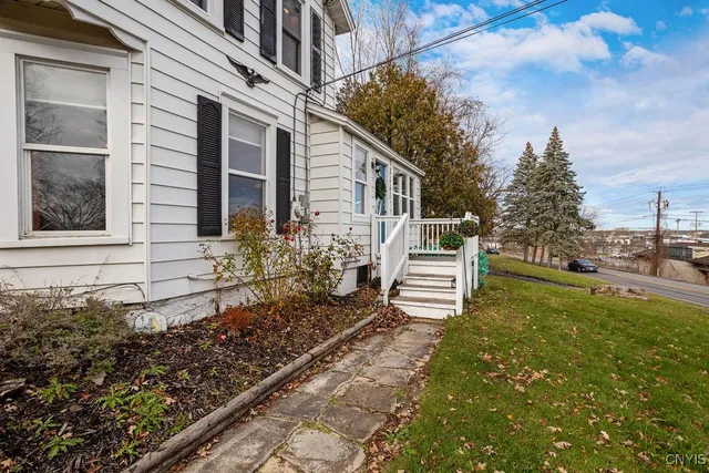 $217,500 | 5591 Thompson Road, DeWitt, NY 13214