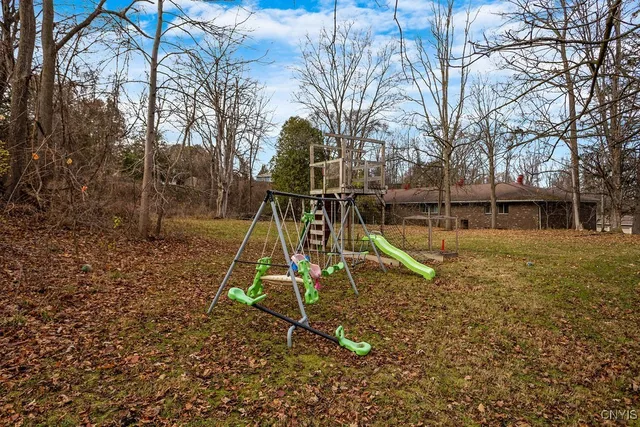 $217,500 | 5591 Thompson Road, DeWitt, NY 13214