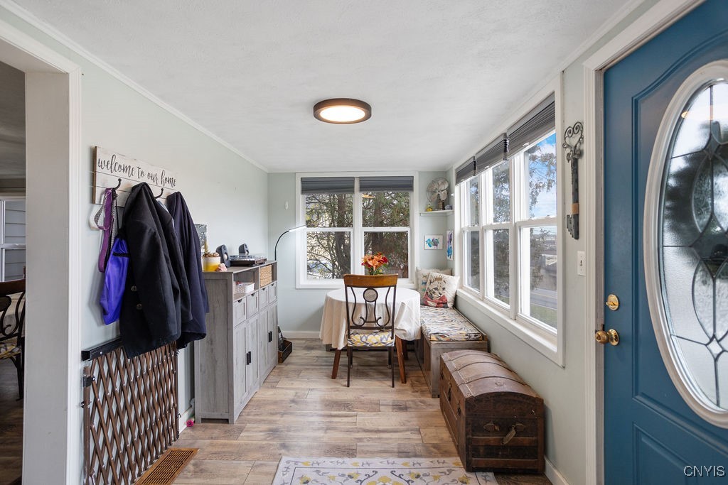 5591 Thompson Road DeWitt, NY 13214 - Photo 5 of 34