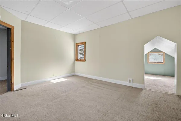 $1,895 | 204 Saratoga Avenue, Ballston Spa, NY 12020