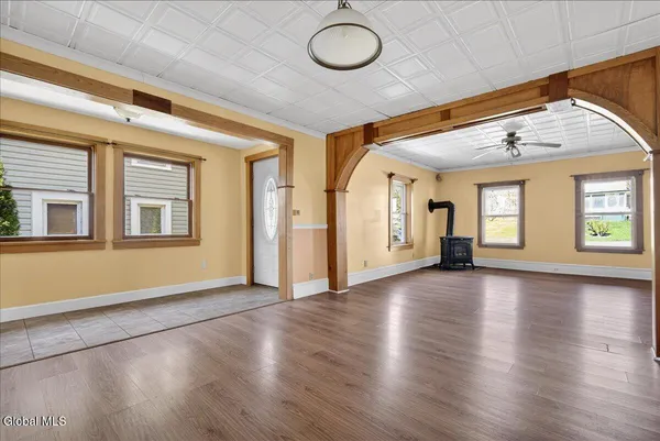 $1,895 | 204 Saratoga Avenue, Ballston Spa, NY 12020