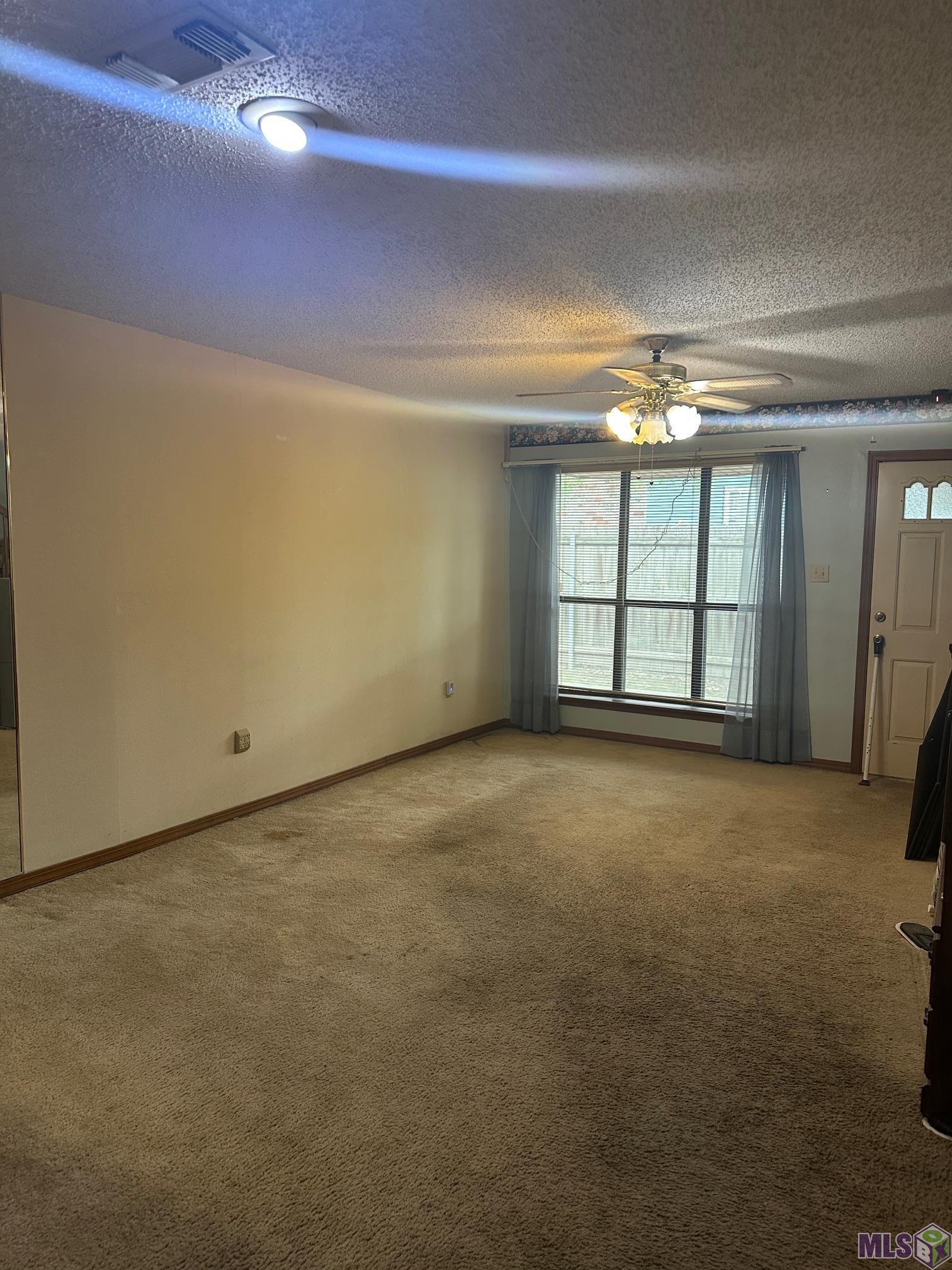 4153 Jefferson Woods Drive Baton Rouge, LA 70809 - Photo 2 of 12