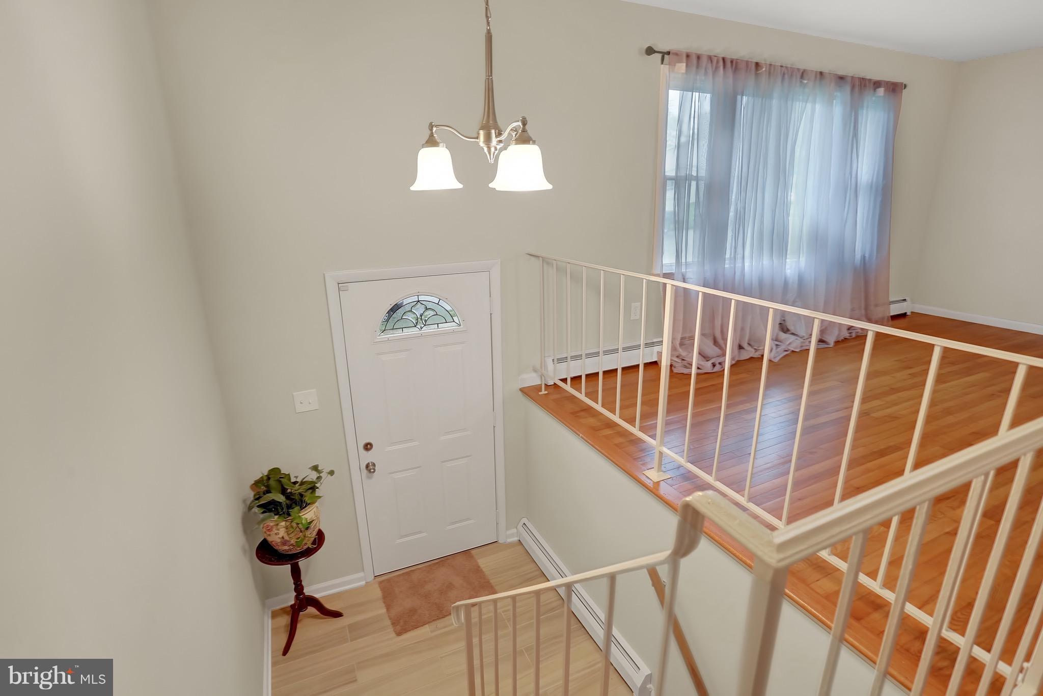 13351 Kingsman Road Woodbridge, VA 22193 - Photo 14 of 30 Interior (General)