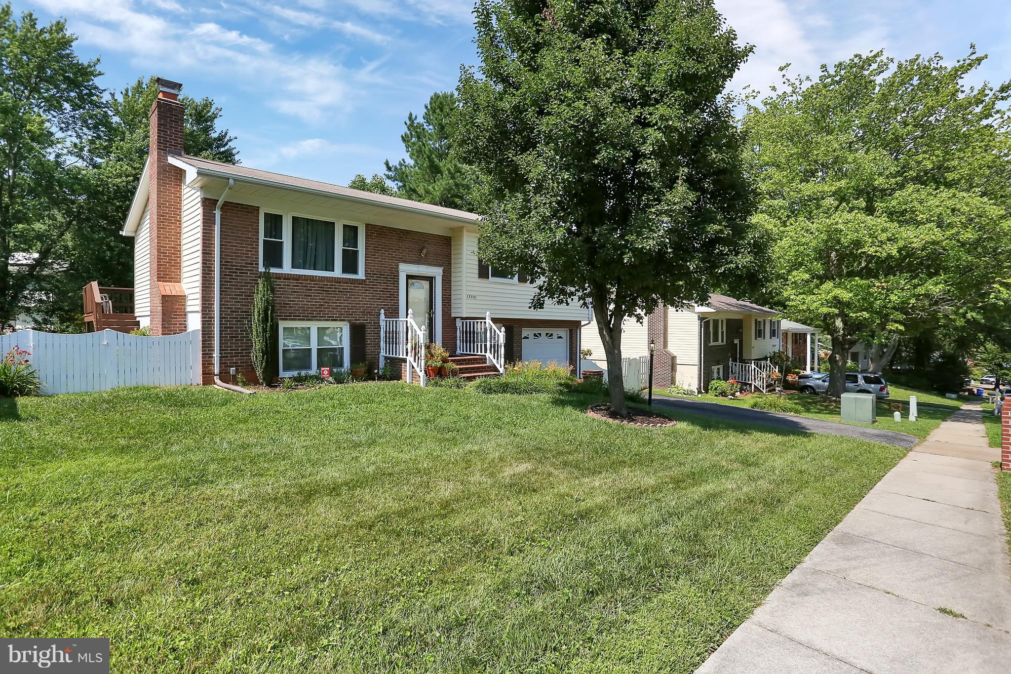 13351 Kingsman Road Woodbridge, VA 22193 - Photo 4 of 30 Exterior (Front)