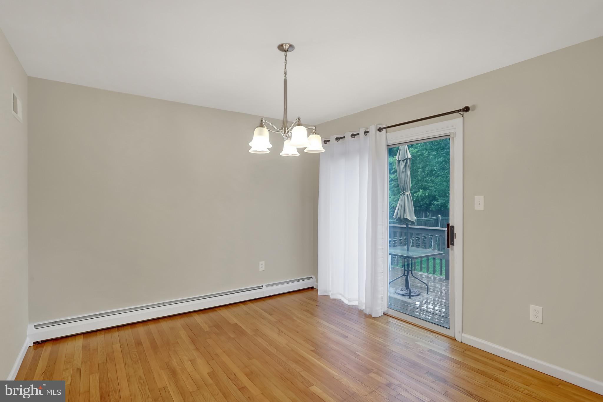 13351 Kingsman Road Woodbridge, VA 22193 - Photo 10 of 30 Dining Room