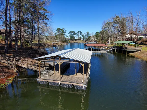 $425,000 | 400 Hickory Hill Drive, Burkeville, TX 75932