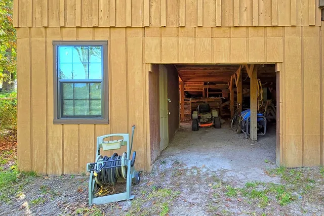 $475,000 | 400 Hickory Hill Drive, Burkeville, TX 75932