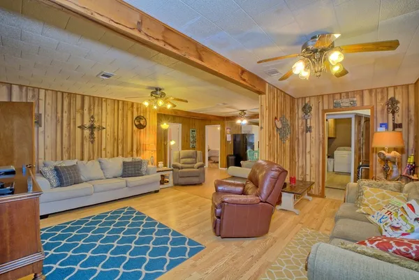 $425,000 | 400 Hickory Hill Drive, Burkeville, TX 75932