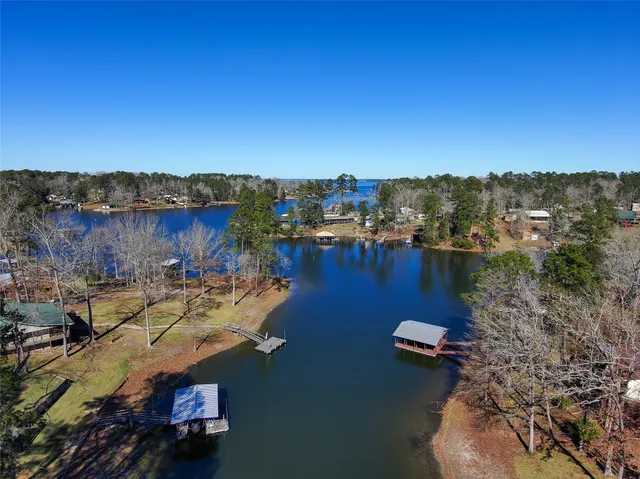 $475,000 | 400 Hickory Hill Drive, Burkeville, TX 75932