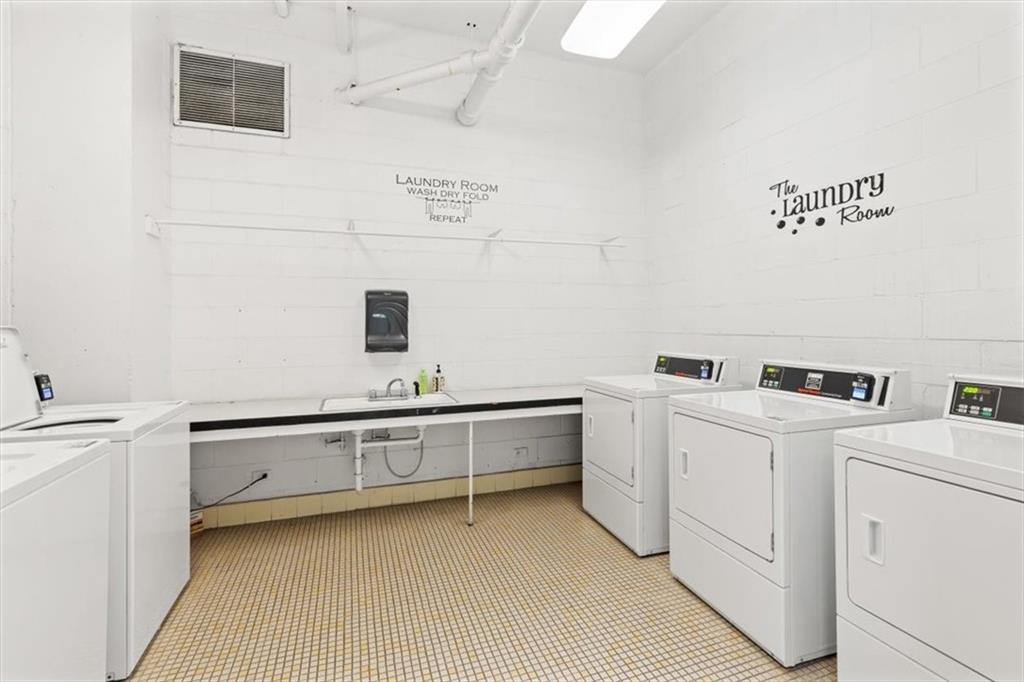 3648 Peachtree Road Northeast, Unit 1N Atlanta, GA 30319 - Photo 25 of 36