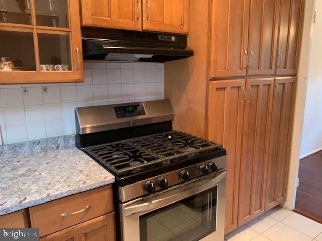 3528 Gunston Road Alexandria, VA 22302 - Photo 6 of 37