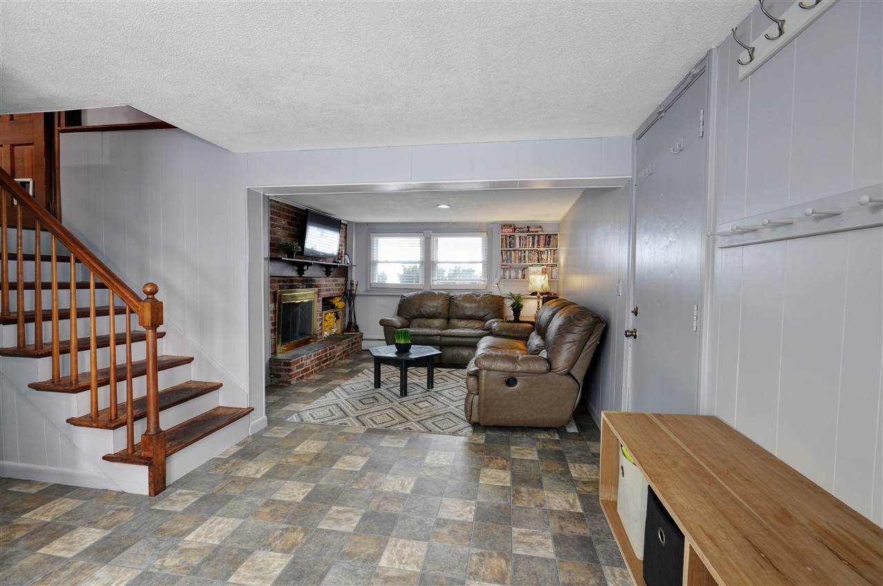 6 Quincy Lane Merrimack, NH 03054 - Photo 24 of 29 Gallery Image 24