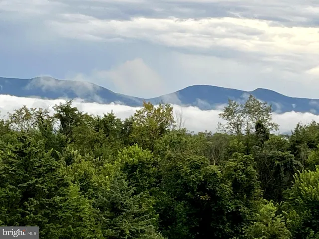 $1,100,000 | 1050 Almond Drive, Luray, VA 22835