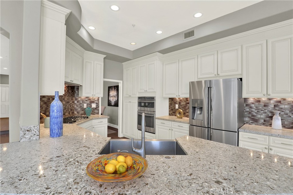 2497 Aquasanta, Unit 72 Tustin, CA 92782 - Photo 16 of 54