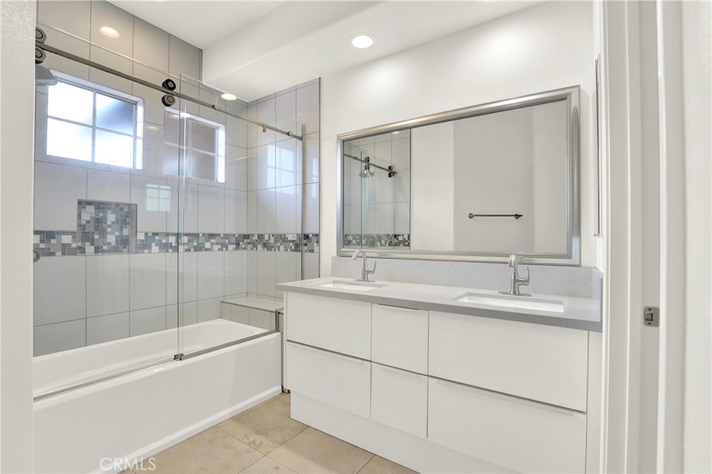 2497 Aquasanta, Unit 72 Tustin, CA 92782 - Photo 39 of 54