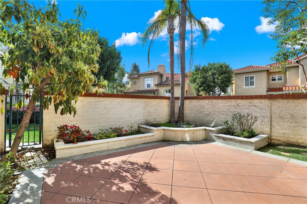 2497 Aquasanta, Unit 72 Tustin, CA 92782 - Photo 41 of 54