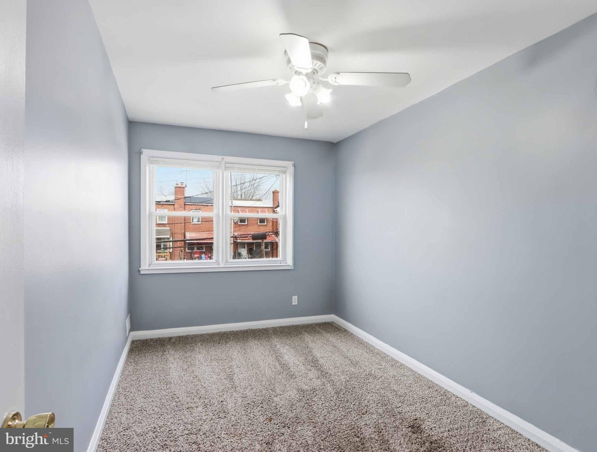 6832 Broening Road Baltimore, MD 21222 - Photo 27 of 34 an empty room with a window