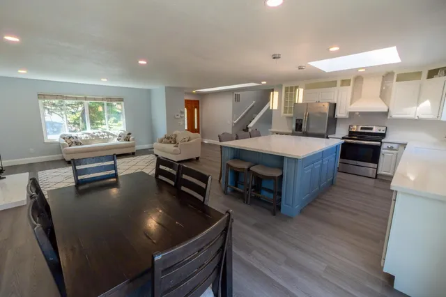 $860,000 | 15105 Charter Oak Boulevard, Salinas, CA 93907