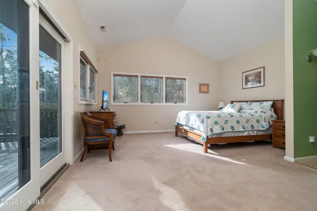 $799,500 | 138 Shoreline Court, Oriental, NC 28571