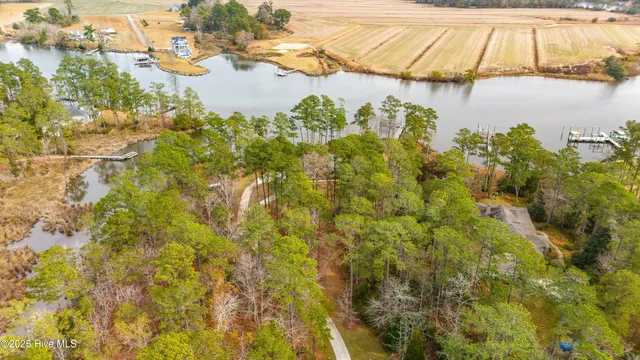 $799,500 | 138 Shoreline Court, Oriental, NC 28571