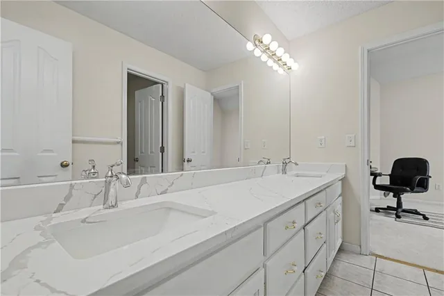 $575,000 | 19618 West 99th Street, Lenexa, KS 66220