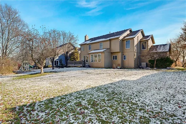 $575,000 | 19618 West 99th Street, Lenexa, KS 66220