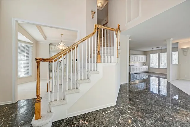 $575,000 | 19618 West 99th Street, Lenexa, KS 66220