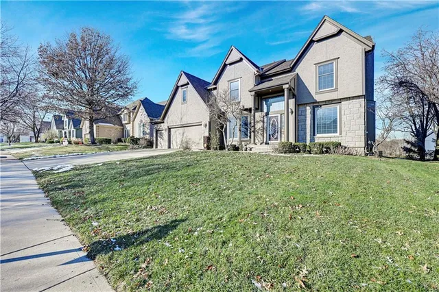 $575,000 | 19618 West 99th Street, Lenexa, KS 66220
