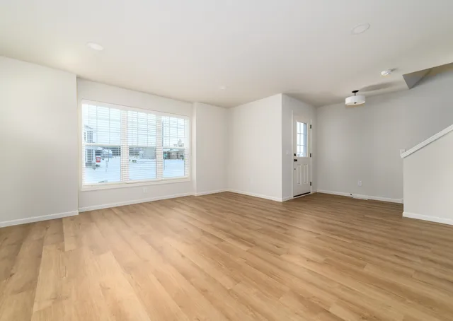 $474,900 | 5927 Woodbine Drive, Madison, WI 53718