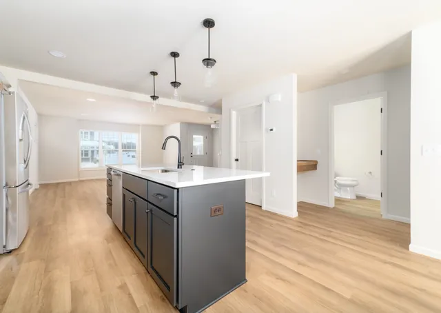 $474,900 | 5927 Woodbine Drive, Madison, WI 53718