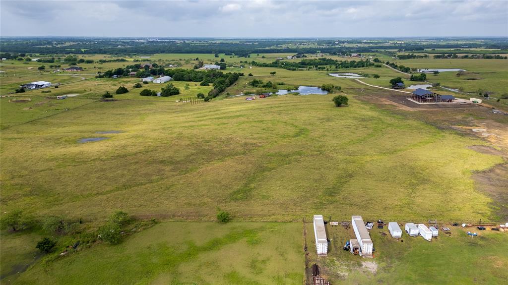 340 Stevens Road Ennis, TX 75119 - Photo 9 of 18