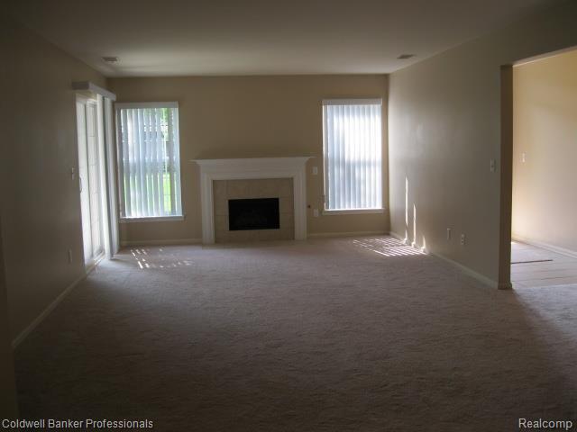 3384 Tremonte Circle, Unit 178 Rochester, MI 48306 - Photo 14 of 37 From DR Thru LR