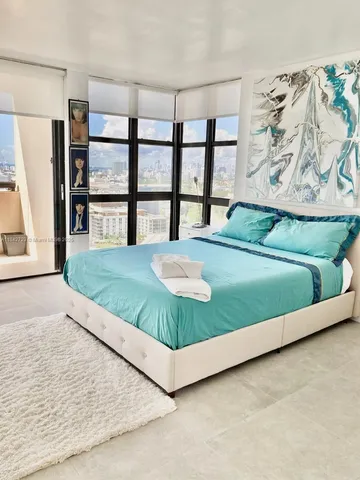 $5,000 | 2555 Collins Avenue, Unit PH214, Miami Beach, FL 33140