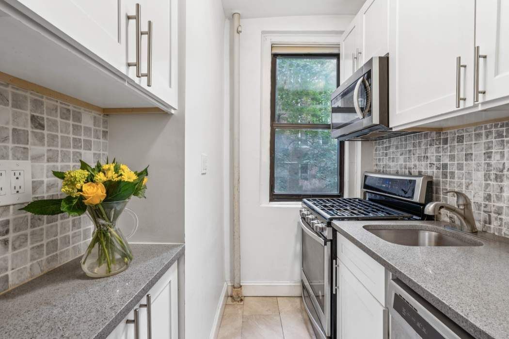 350 Cabrini Boulevard, Unit 1A Manhattan, NY 10040 - Photo 4 of 13