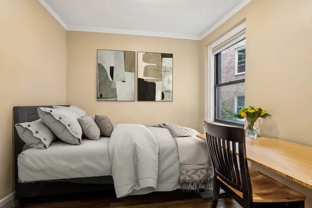 $599,000 | 350 Cabrini Boulevard, Unit 1A | Hudson Heights