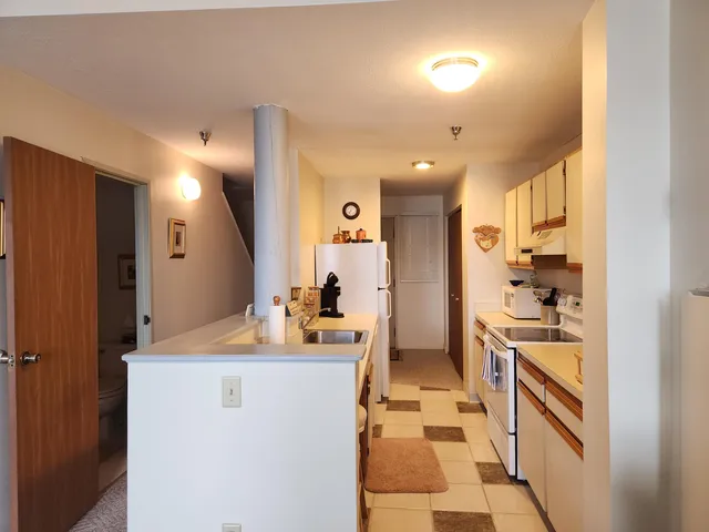 $299,000 | 1 Saco Island Terrace, Unit 105, Saco, ME 04072