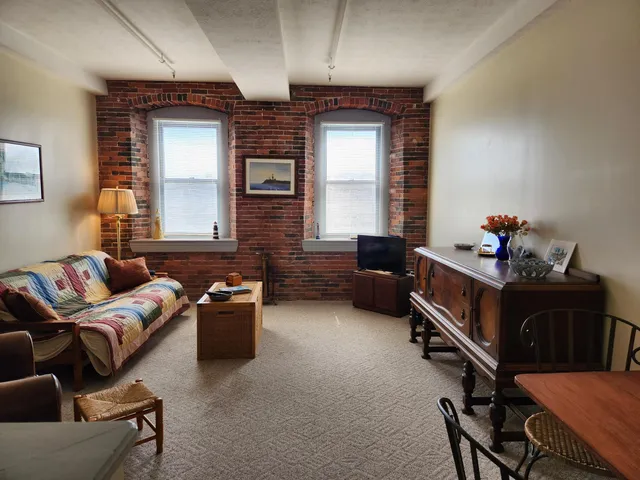 $299,000 | 1 Saco Island Terrace, Unit 105, Saco, ME 04072