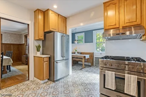 $849,000 | 15 Rynda Road, Maplewood, NJ 07040