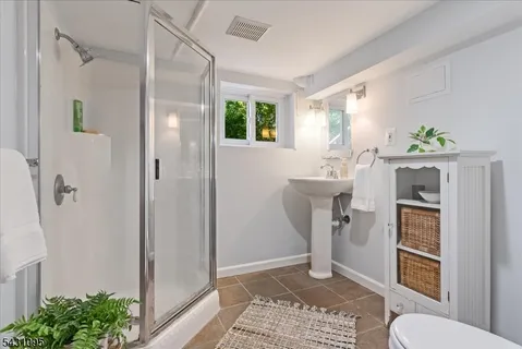 $849,000 | 15 Rynda Road, Maplewood, NJ 07040