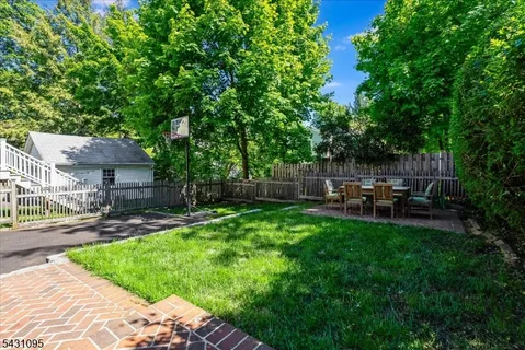 $849,000 | 15 Rynda Road, Maplewood, NJ 07040