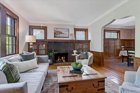 $849,000 | 15 Rynda Road, Maplewood, NJ 07040