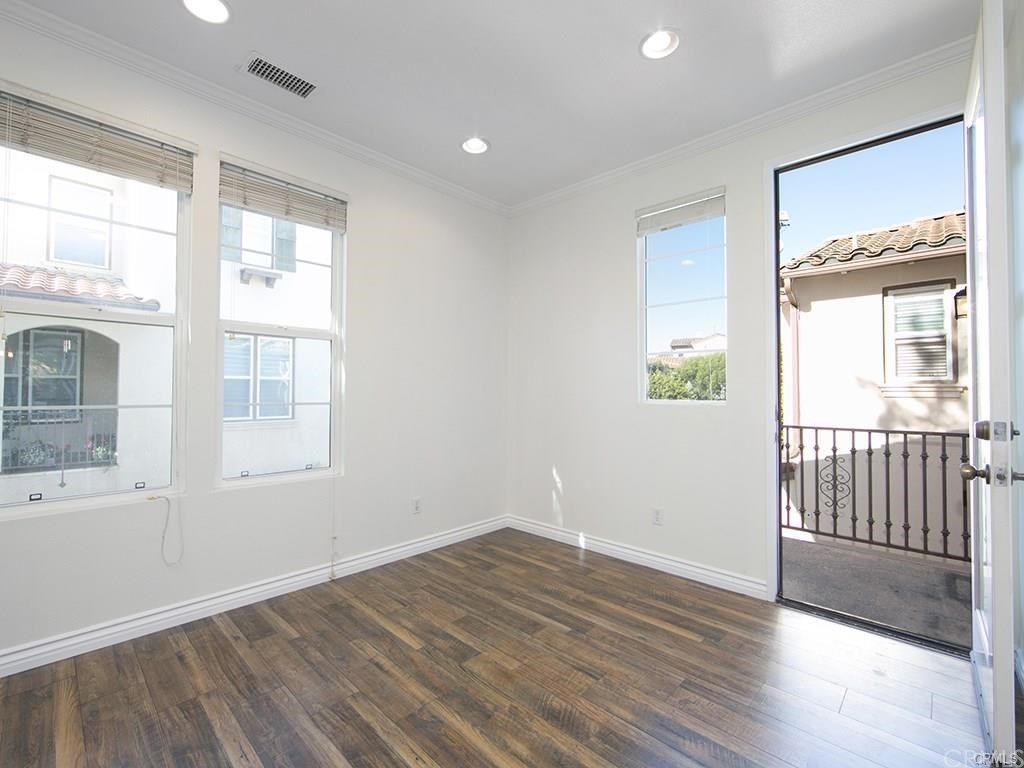 243 Tall Oak Irvine, CA 92603 - Photo 12 of 17