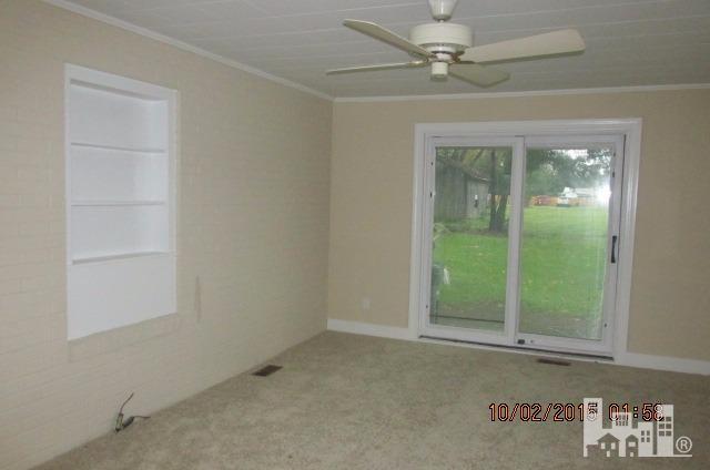 112 East Ridge Street Rose Hill, NC 28458 - Photo 4 of 23 Additional Photo