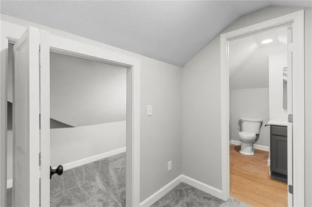 $489,000 | 1000 Woodcliff Drive, Richmond, MO 64085