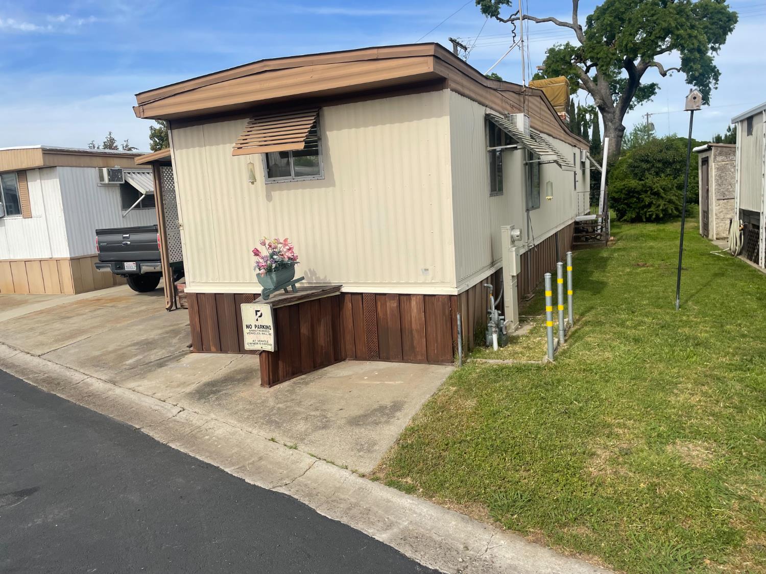 5835 Cherokee Road, Unit 52 Stockton, CA 95215 - Photo 3 of 19 a view of a house with a backyard