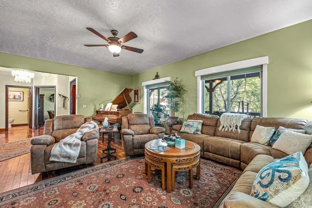 $1,175,000 | 911 Davis Avenue, McCall, ID 83638