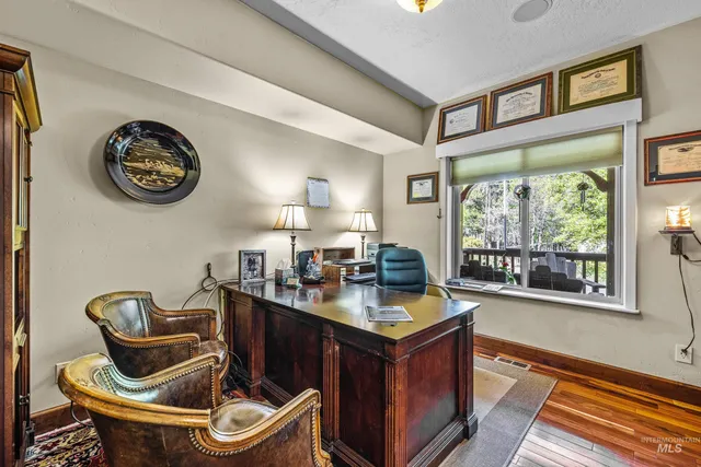 $1,175,000 | 911 Davis Avenue, McCall, ID 83638