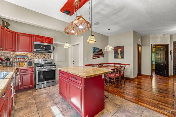 $1,175,000 | 911 Davis Avenue, McCall, ID 83638