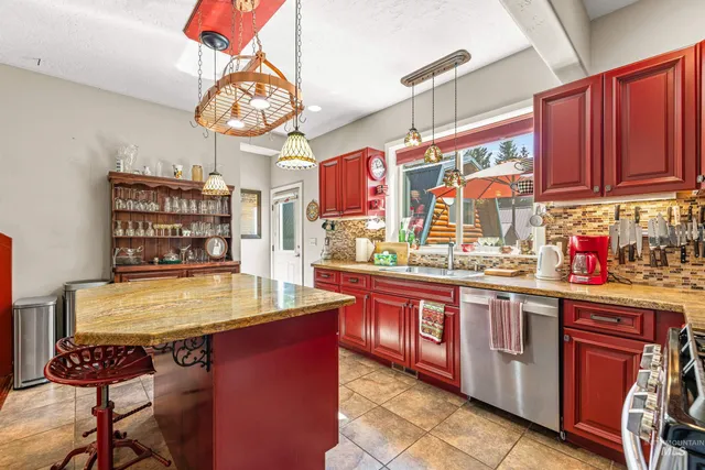 $1,175,000 | 911 Davis Avenue, McCall, ID 83638