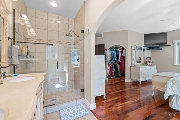 $1,175,000 | 911 Davis Avenue, McCall, ID 83638